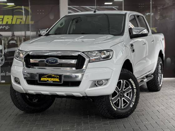 FORD RANGER 3.2 XLT 4X4 CD 20V DIESEL 4P AUTOMÁTICO FORD RANGER 3.2 XLT 4X4 CD 20V DIESEL 4P AUTOMÁTICO